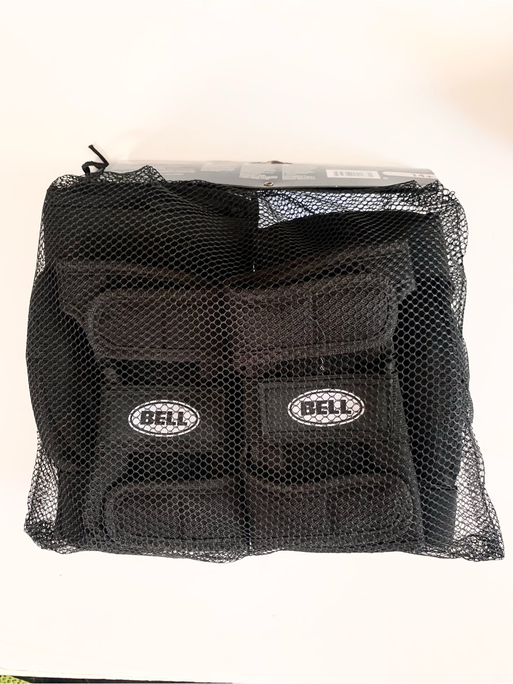 BELL Black Pad Set - Wrist, Knee & Elbow Guards - Picture 13 of 16